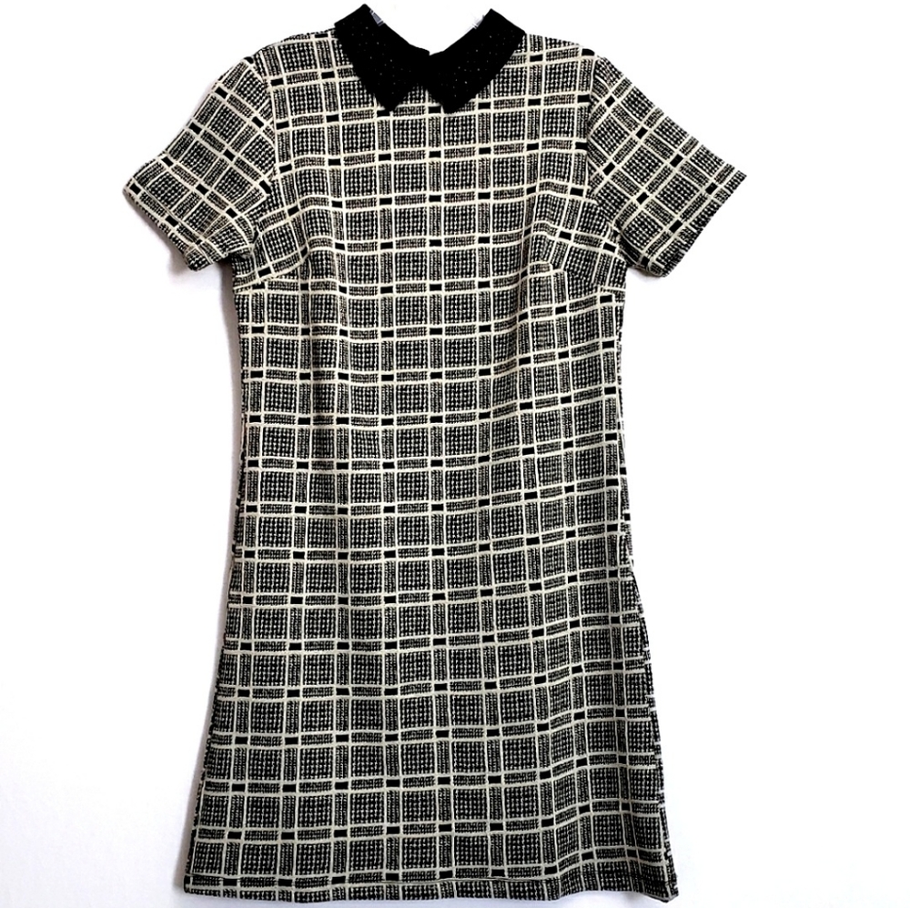 Venus ShortSleeve Black/Creme/Gold Plaid Shift Dress
